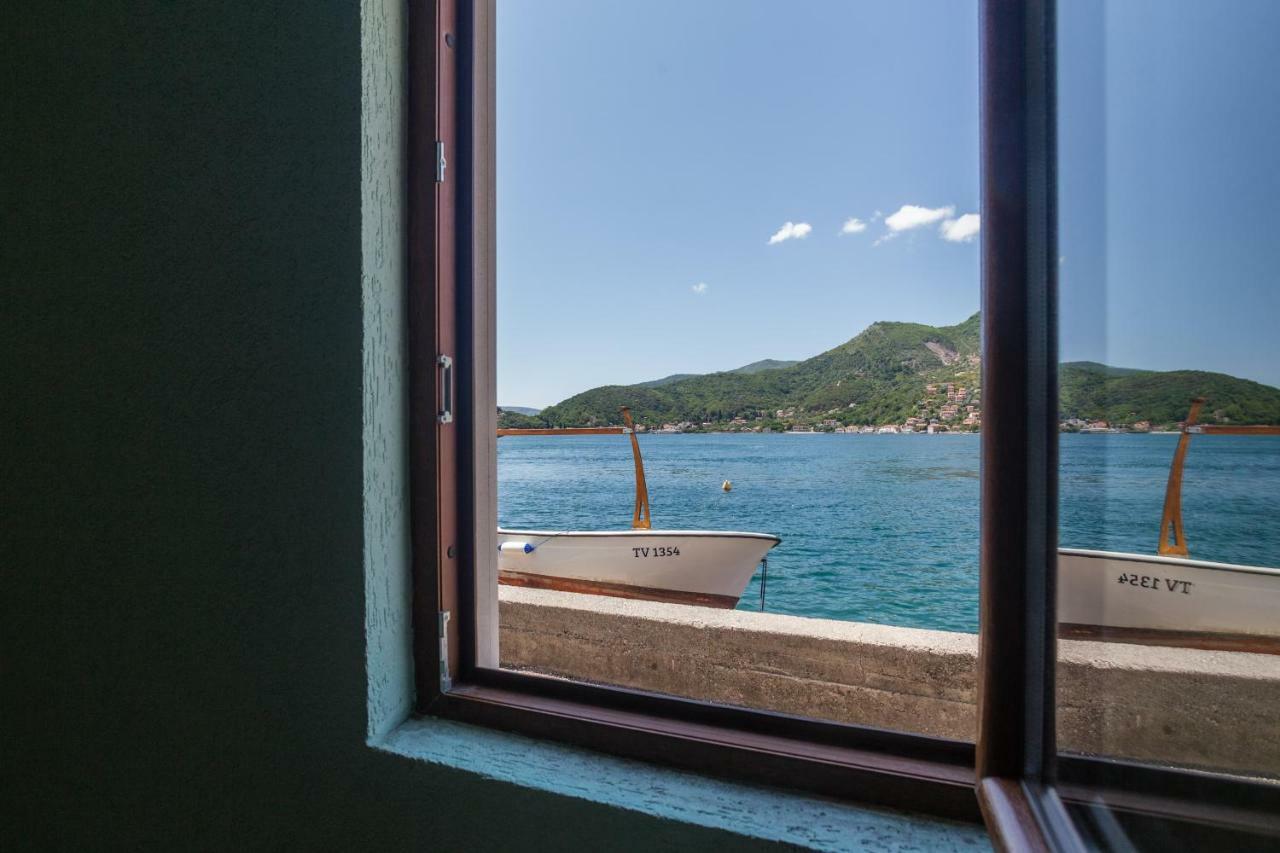 Romeo And Juliet Apartments Tivat Eksteriør bilde